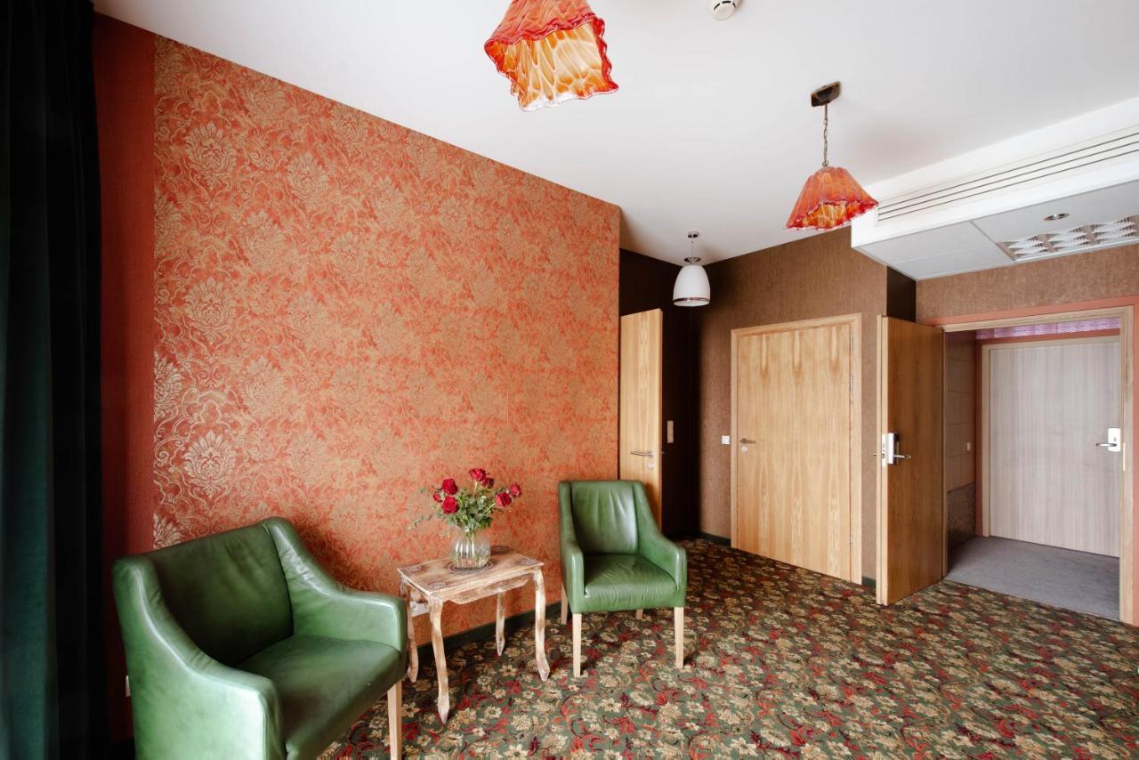 Hotel Lenart Wieliczka Esterno foto