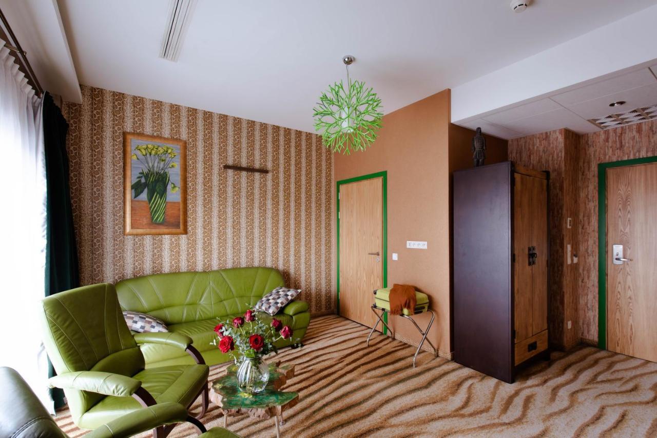 Hotel Lenart Wieliczka Esterno foto